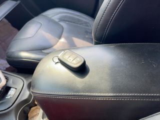 2014 Jeep Cherokee Limited - Interior Steering Wheel With Keys Image